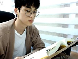 Terkenal karena Tampan, YouTuber Ini Kehilangan Fans Saat Fotonya Tersebar