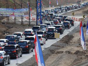 Foto: Macet Panjang Arus Balik Tol Fungsional Solo-Salatiga Foto: Macet Panjang Arus Balik Tol Fungsional Solo-Salatiga