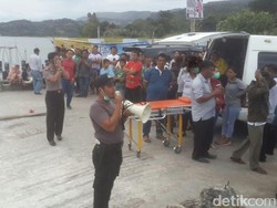 Pencarian Korban Kapal Tenggelam di Danau Toba Dilanjut Besok