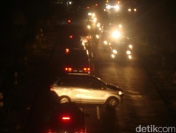 Melihat Antrean Kendaraan Hingga 10 Km di Kemrajen Banyumas