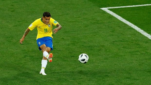 Philippe Coutinho mencetak gol indah ke gawang Kosta Rika.
