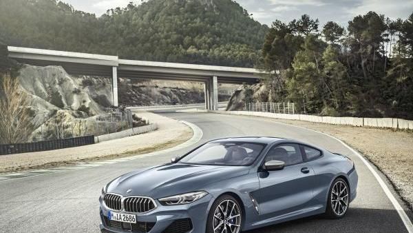 Ini Tampang Sedan Termewah BMW
