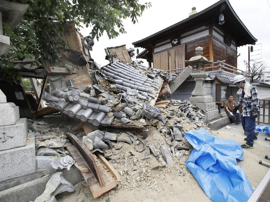 Korban Gempa di Osaka Bertambah Menjadi Tiga Korban Gempa di Osaka Bertambah Menjadi Tiga