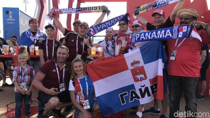 Fans Panama di Sochi, Rusia. (Foto: Mohamad Resha Pratama/DetikSport) Fans Panama di Sochi, Rusia. (Foto: Mohamad Resha Pratama/DetikSport)