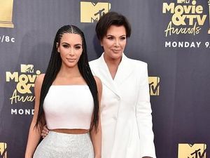 Ini Seleb Berbusana Terbaik dan Terburuk di MTV Movie Awards 2018 Ini Seleb Berbusana Terbaik dan Terburuk di MTV Movie Awards 2018