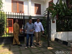 Nama UAS Cawapres Menguat, Elite Gerindra Merapat ke Rumah Prabowo