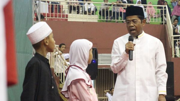 Berbagi dengan Anak Yatim dan Kaum Dhuafa