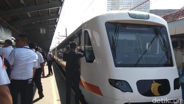 Operator Jamin Kereta Bandara Tak Ganggu Jadwal Krl Bekasi