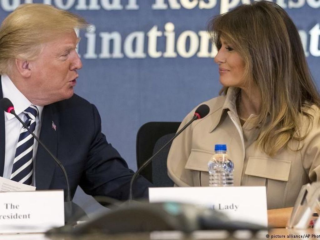 Ketika Melania Trump Menentang Politik Imigrasi Suaminya Ketika Melania Trump Menentang Politik Imigrasi Suaminya