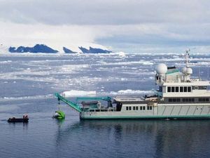 Kehidupan di Kedalaman 1 Km di Bawah Es Antartika
