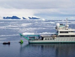 Kehidupan di Kedalaman 1 Km di Bawah Es Antartika