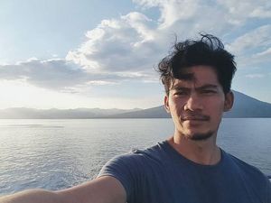 Doa Minta Pemimpin yang Adil, Donny Alamsyah Disindir Netizen