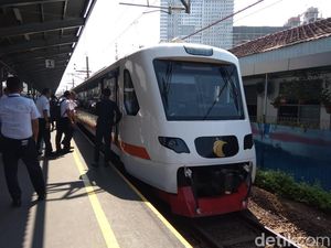 Ada Tiket Kereta Bandara Rp 60.000 di Stasiun Bekasi, Ini Syaratnya Ada Tiket Kereta Bandara Rp 60.000 di Stasiun Bekasi, Ini Syaratnya