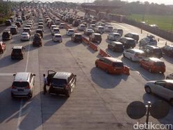 Polisi Ungkap Saling Serobot Jadi Biang Macet saat Mudik, Antre Dong!