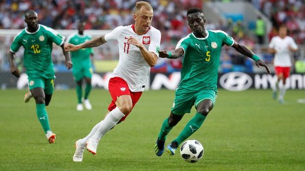 Babak Pertama: Senegal Unggul 1-0 Atas Polandia