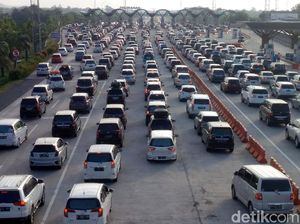 One Way Arus Balik di Cipali, Dawuan Macet 19 Km One Way Arus Balik di Cipali, Dawuan Macet 19 Km