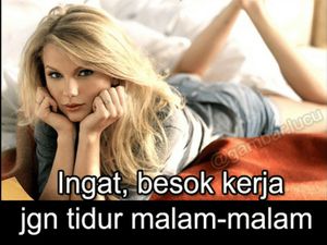 Meme Masuk Kerja Setelah Lebaran