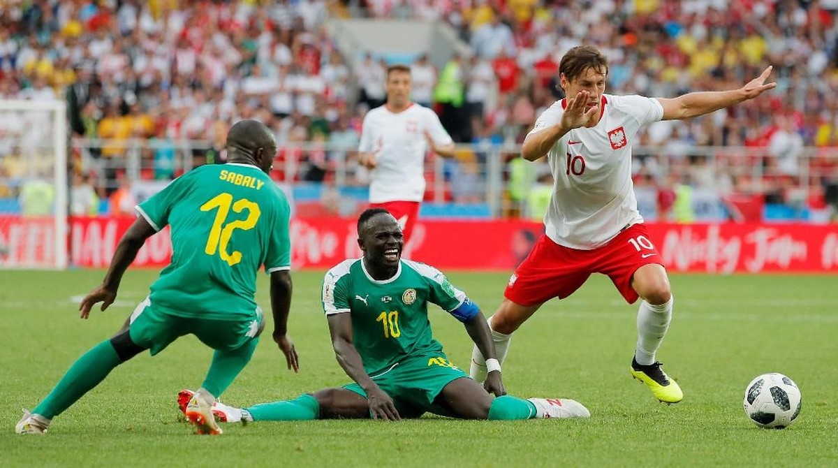 Timnas Polandia saat ditaklukkan Senegal 1-2. (Foto: Maxim Shemetov/Reuters)