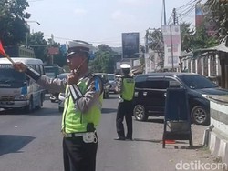 Puncak Arus Balik di Rembang Bersamaan Festival Larung Sesaji