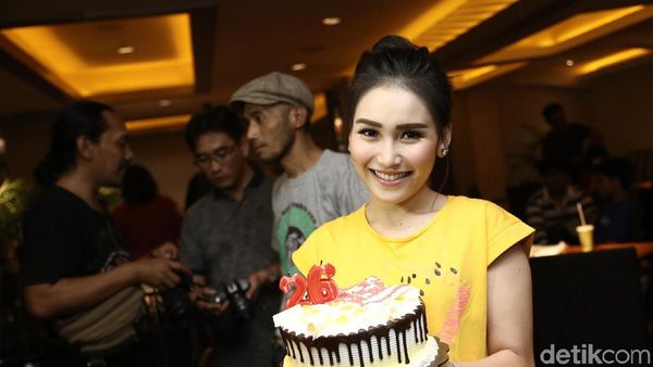 Selamat Ulang Tahun, Ayu Ting Ting