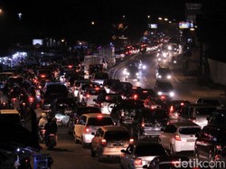 Pantura Lancar, Jalur Selatan Tersendat di Limbangan