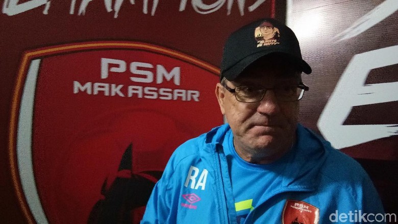 Manajemen PSM Benarkan Robert Rene Alberts Mengundurkan Diri Manajemen PSM Benarkan Robert Rene Alberts Mengundurkan Diri