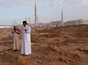 3 WNI yang Tewas di Arab Saudi Dimakamkan Dekat Masjid Nabawi