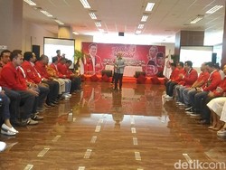 Hadiri Halalbihalal PKPI, Try Sutrisno Minta Kader Daerah Solid