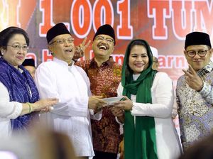 Di Haul BK, Mega Minta Rakyat Jatim Menangkan Cucu Bung Karno Di Haul BK, Mega Minta Rakyat Jatim Menangkan Cucu Bung Karno