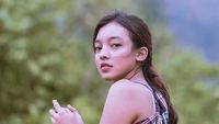 8 Potret Nadia Soekarno, Putri Cantik Soraya Haque yang Mempesona
