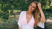 Leno juga disebut-sebut sebagai lelaki yang sangat beruntung bisa mendapatkan Sophie Christin. (Foto: Instagram @sophiechristin_)