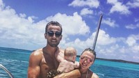 Katie Goodland jadi alasan mengapa Harry Kane tampil trengginas di atas lapangan. Goodland sudah memberikan satu putri. (Instagram)