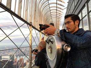 Foto: Gaya Jalan-jalan Orang Paling Tampan di Taiwan