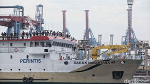 Pemudik Arus Balik dari Semarang Tiba di Tanjung Priok