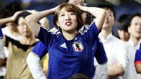 Salah satu lokasi nonton bareng adalah di Tokyo Dome, Tokyo. Foto: Issei Kato/Reuters