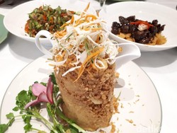 Meradelima: Nikmatnya Sapi Lada Hitam dan Tahu Telur Gaya Peranakan