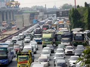Proyek di Tol Japek Digarap Bergiliran, Efektif Kurangi Macet?