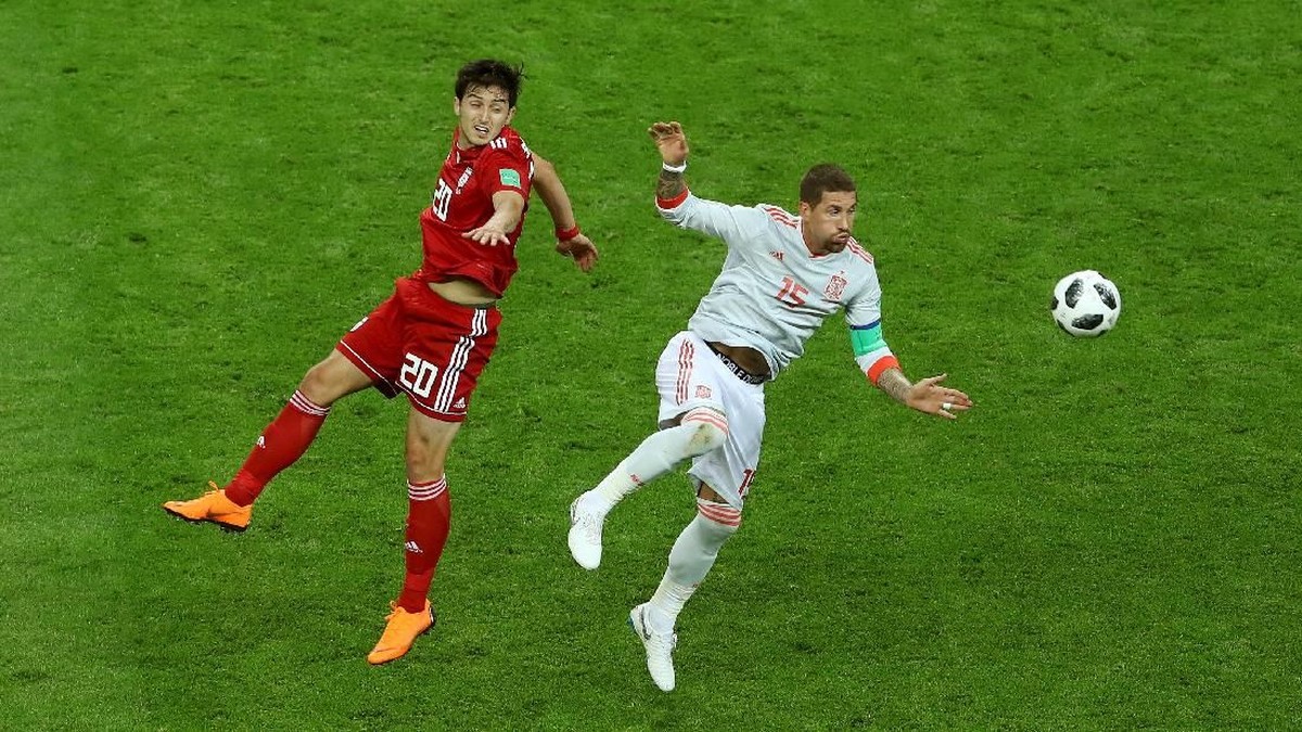Timnas Spanyol masih berimbang tanpa gol dengan Iran di babak pertama pertandingan kedua Grup B Piala Dunia 2018. (Foto: Francois Nel/Getty Images)