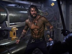 DC Curi Perhatian Numpang The Death of Superman