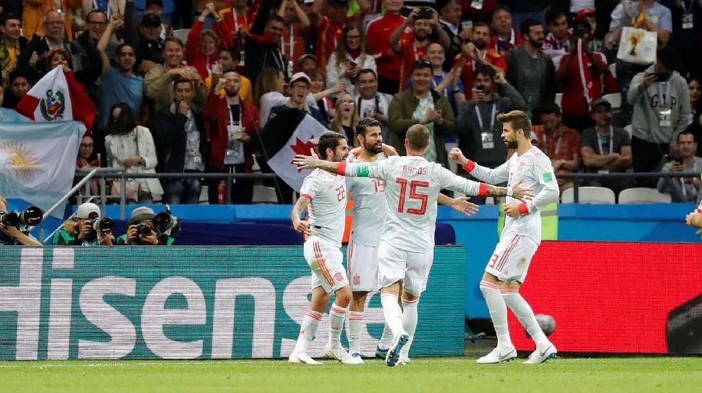 Spanyol Susah Payah Jinakkan Iran Spanyol Susah Payah Jinakkan Iran