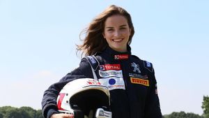 Cantik, Muda dan Juara Reli