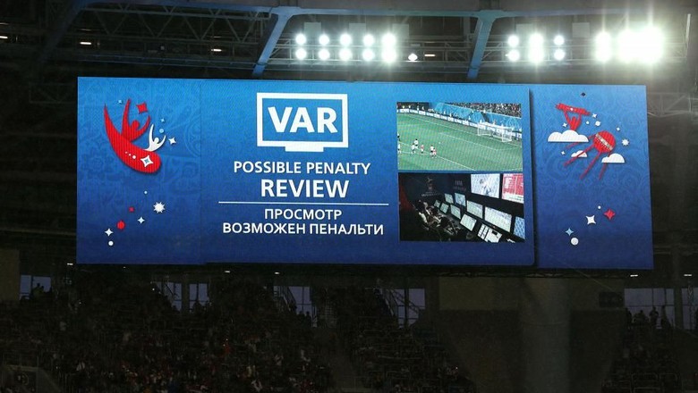 Melihat Bagaimana dan Kapan VAR Bekerja di Piala Dunia 2018 Melihat Bagaimana dan Kapan VAR Bekerja di Piala Dunia 2018