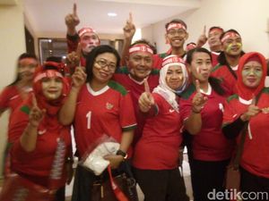 Bak Suporter Bola, Begini Gaya Pendukung Ganjar-Yasin Bak Suporter Bola, Begini Gaya Pendukung Ganjar-Yasin