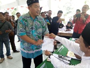 Hiii, Mantan Teroris Ini Mencak-mencak Saat Simulasi Pencoblosan