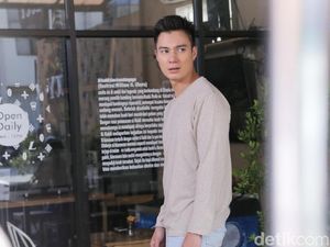 Foto Bareng Evander Holyfield, Baim Wong Larang Ada Iklan Pembesar Payudara
