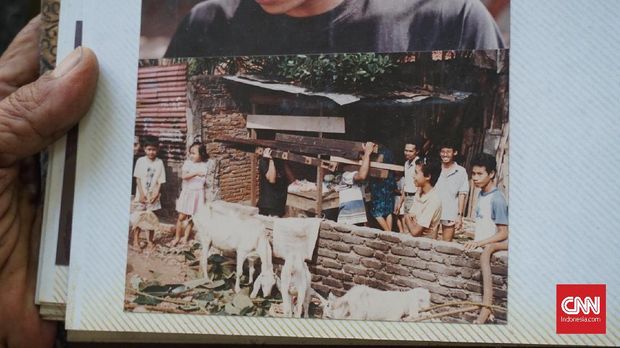 Kemang masa lalu dalam potret Bang Poking.