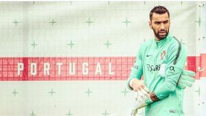 Punya Istri Terapis Seks, Ini Sisi Lain Kiper Ganteng Portugal Rui Patricio