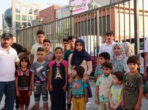 Viral Anak-anak Yatim Piatu Ditolak Masuk Mal Mewah di Irak