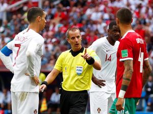 Wasit Piala Dunia 2018 Ini Dituduh Minta Kaus Ronaldo