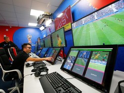 VAR, Teknologi Sederhana yang Guncang Piala Dunia